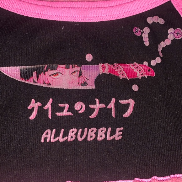Pink and black anime girl crop top - Picture 3 of 4